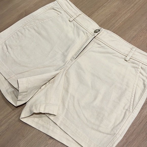 LL Bean Signature Washed Twill Cotton Shorts Light Khaki Sailcloth Size 4 - Picture 3 of 12